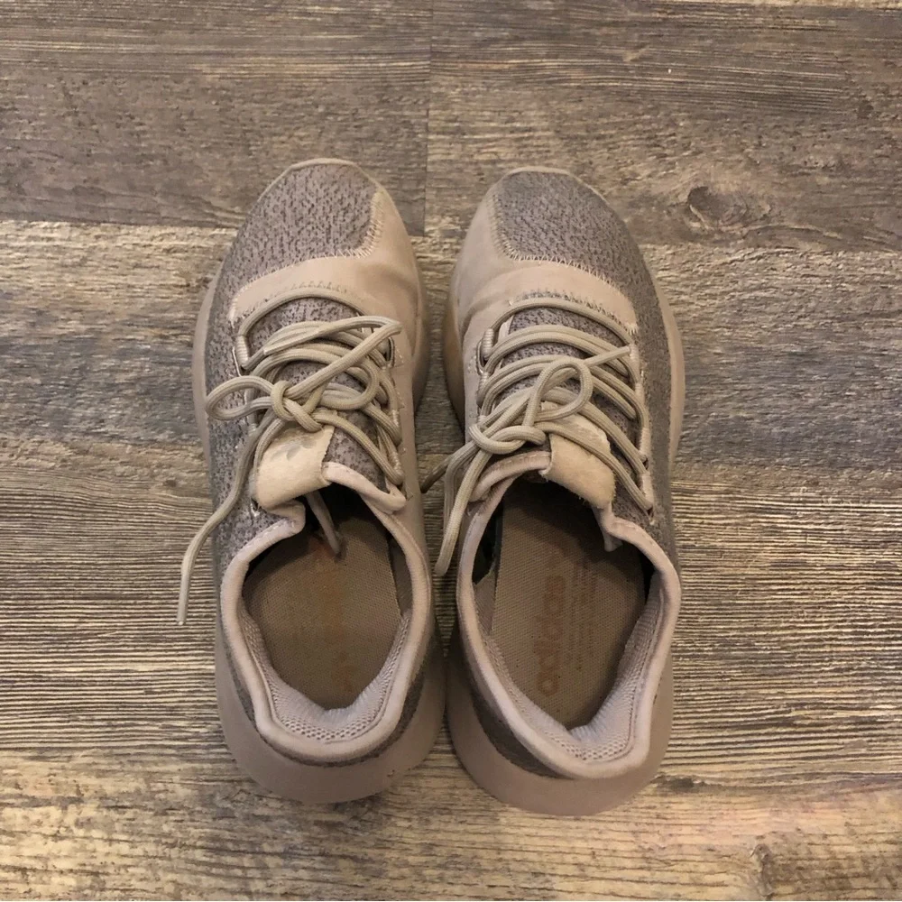 Adidas running shoes GUC with Nick in back of left shoe see picture